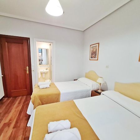 Pension San Lorenzo ซานเซบาสเตียน ห้อง รูปภาพ