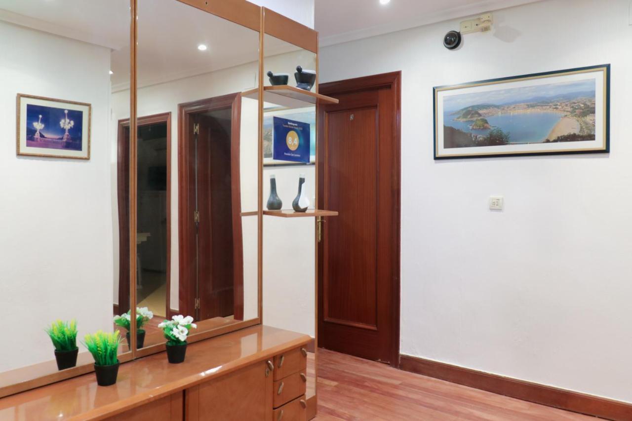 Pension San Lorenzo ซานเซบาสเตียน ภายนอก รูปภาพ