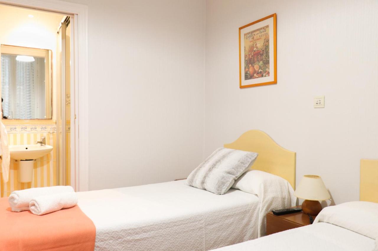Pension San Lorenzo ซานเซบาสเตียน ภายนอก รูปภาพ