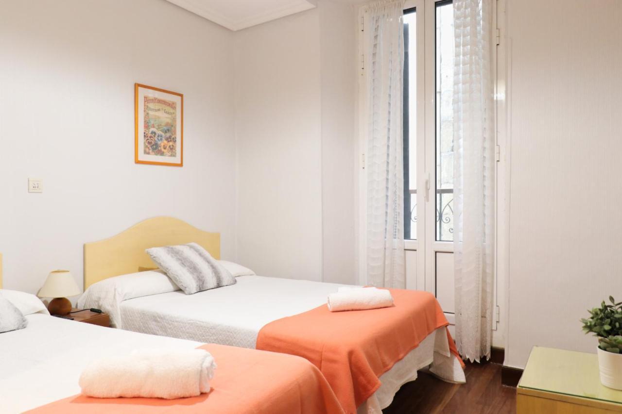 Pension San Lorenzo ซานเซบาสเตียน ภายนอก รูปภาพ
